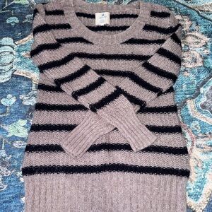 Aerie Black and Tan Striped Women's Sweater